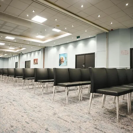 Hotel Crowne Plaza By Ihg 4*