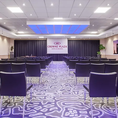 Crowne Plaza Hotel